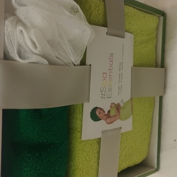 Spa Essentials. - Picture 4 of 4